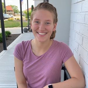 Meet your Posher, Amanda